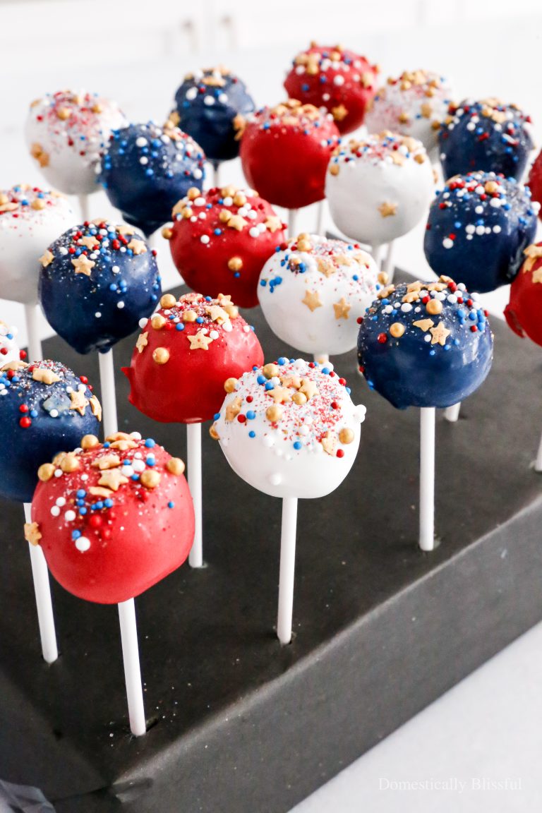 You only need 2 ingredients plus toppings to make these 4th of July Cake Pops!