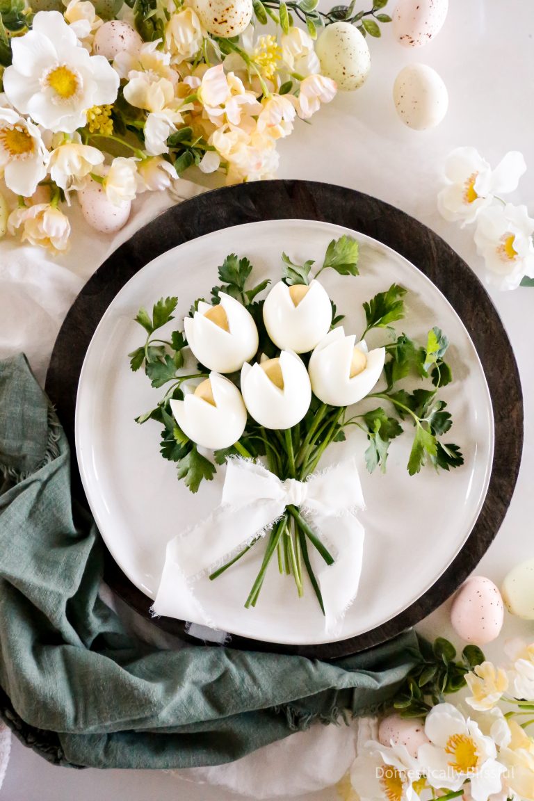 This Egg Tulip Bouquet is a fun way to display and enjoy boiled eggs this Easter & spring season.