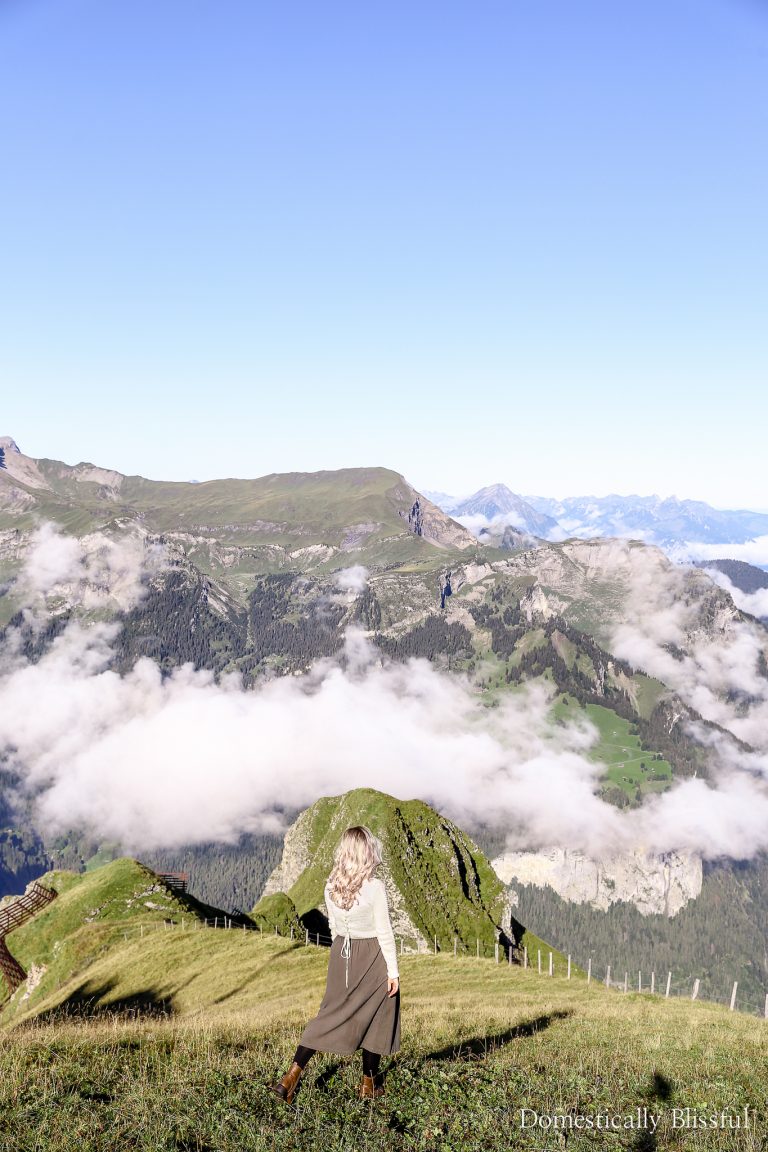What to wear in Switzerland plus 5 Switzerland outfit tips for a summer or fall vacation in Europe.