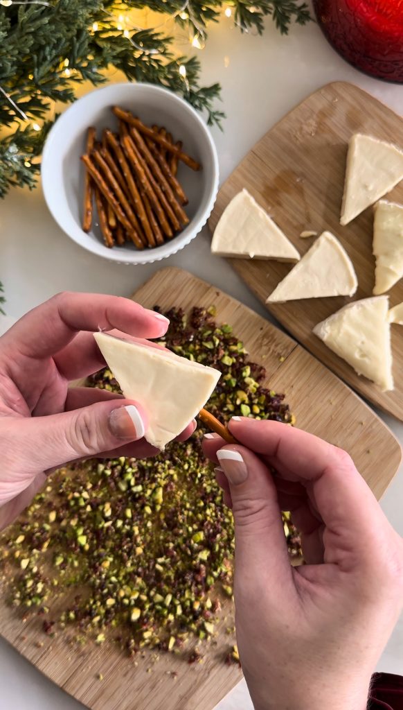 These Mini Cheese Christmas Trees can be made with only 4 ingredients, making it a super quick and easy Christmas appetizer for a holiday party.