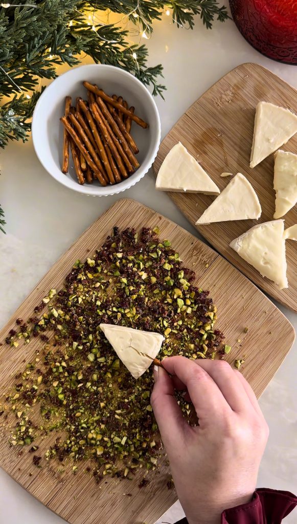 These Mini Cheese Christmas Trees can be made with only 4 ingredients, making it a super quick and easy Christmas appetizer for a holiday party.