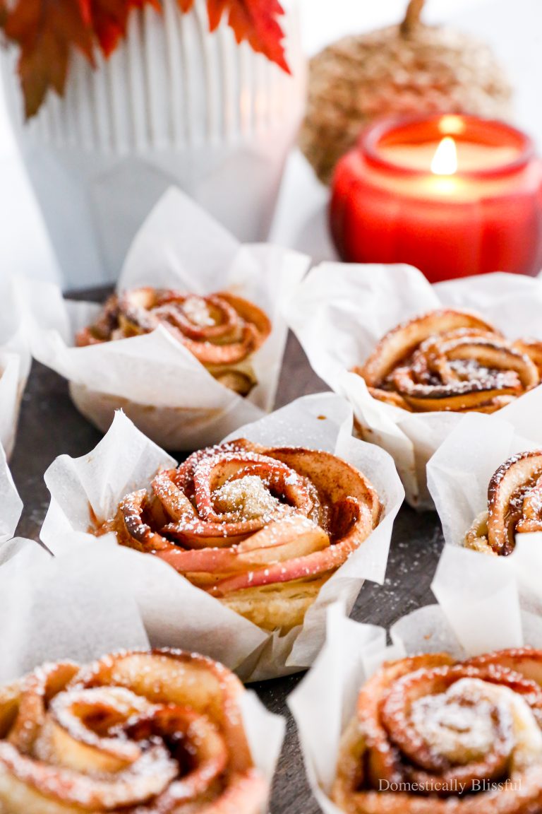 These Puff Pastry Apple Roses are a romantic and sweet fall treat that's perfect for Thanksgiving brunch or Friendsgiving dessert.