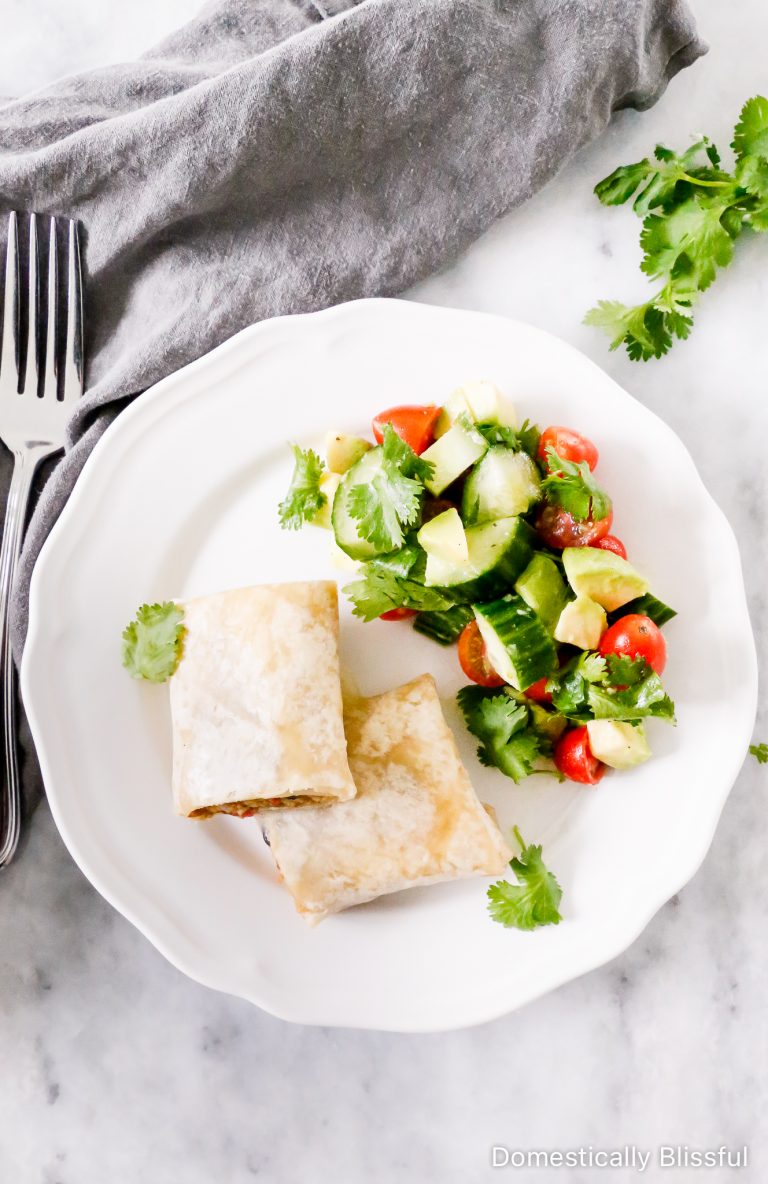 Quick Meatless Mexican Lunch Ideas with 5 side dish options for quick mealtimes.