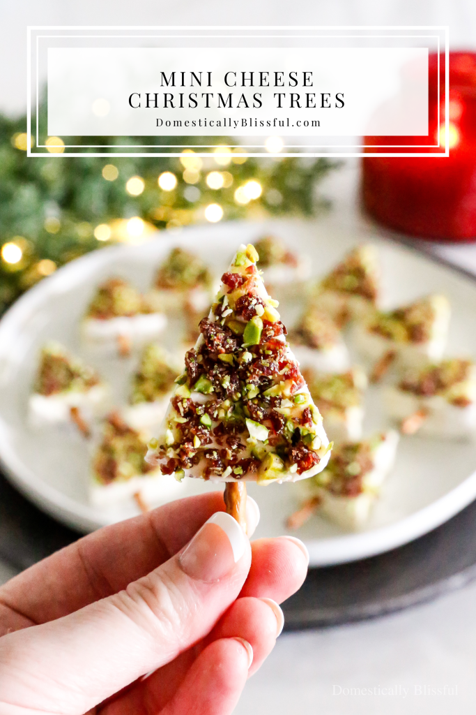 These Mini Cheese Christmas Trees can be made with only 4 ingredients, making it a super quick and easy Christmas appetizer for a holiday party.